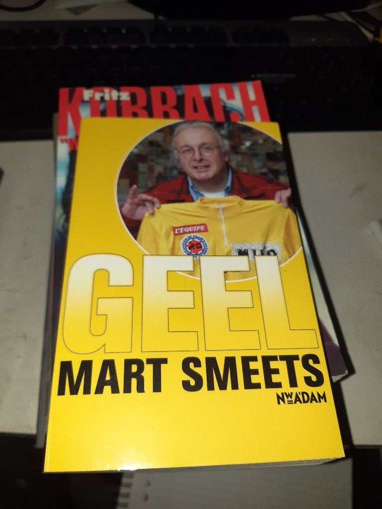 Mart Smeets-Geel (Z201-80), Ophalen of Verzenden, Zo goed als nieuw, Balsport