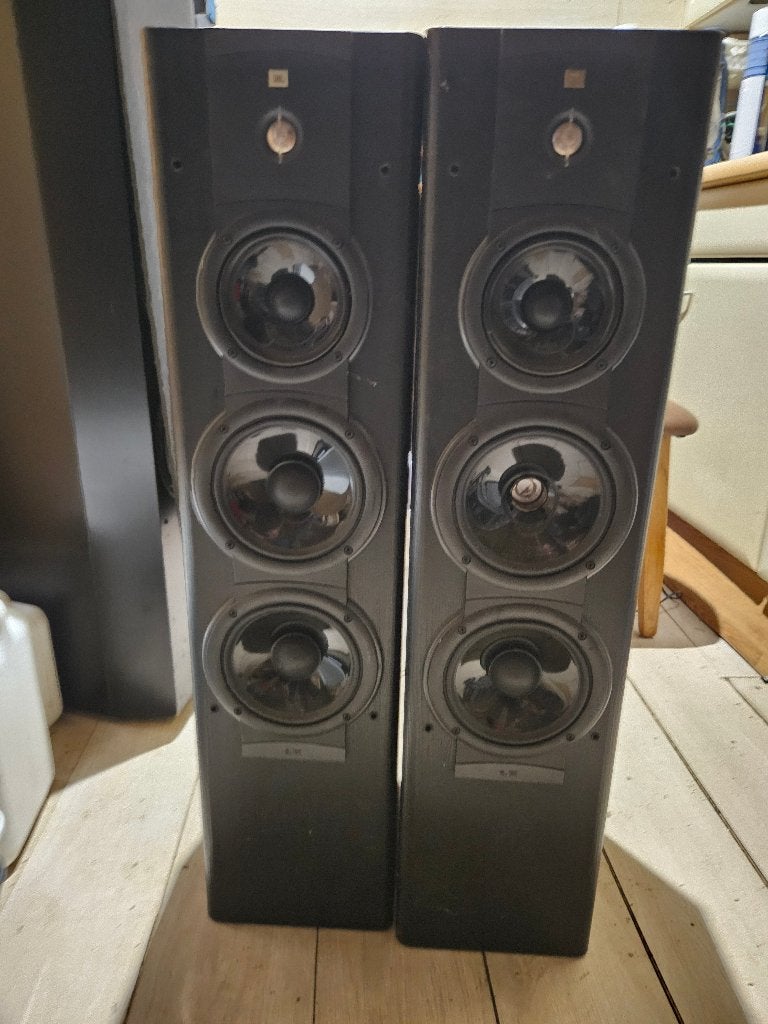 Foto 3 van te koop veel audio let op er zijn 2 advertentie dit 1