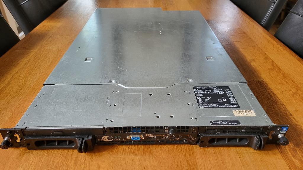 Dell PowerEdge 1850, Ophalen, Gebruikt, Hot swappable onderdelen, 294 GB