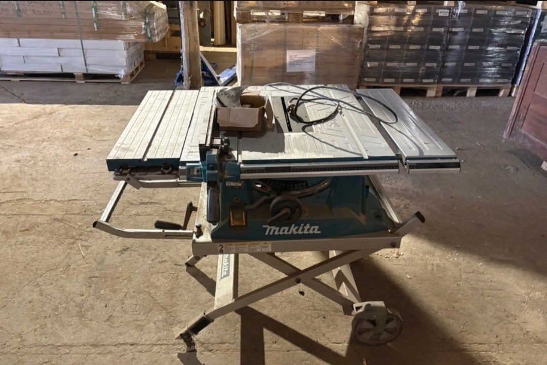 Makita Tafelzaag - Krachtige Cirkelzaag mlt100, Ophalen, Gebruikt, Cirkelzaag, 70 mm of meer