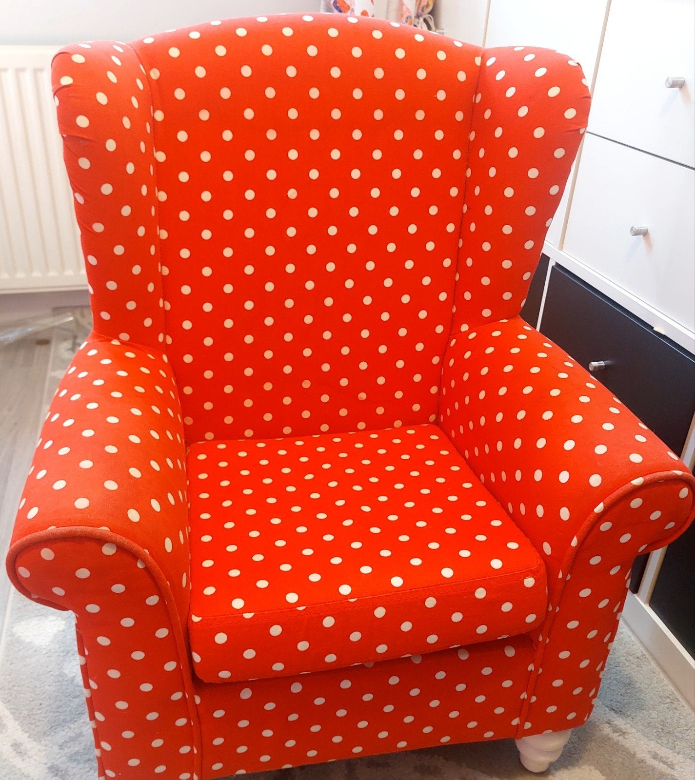 Kinderfauteuil rood met witte stippen, Kinderen en Baby's, Ophalen, Gebruikt, Stoel