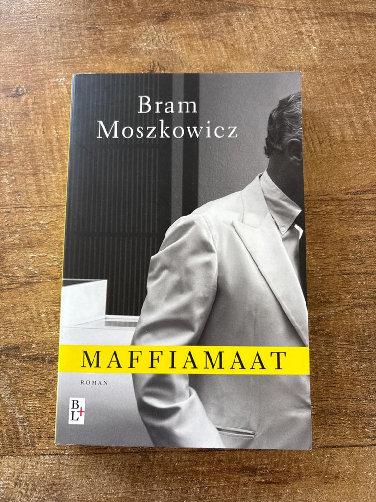 Maffiamaat - Bram Moszkowicz (Roman), Ophalen of Verzenden, Zo goed als nieuw, Nederland