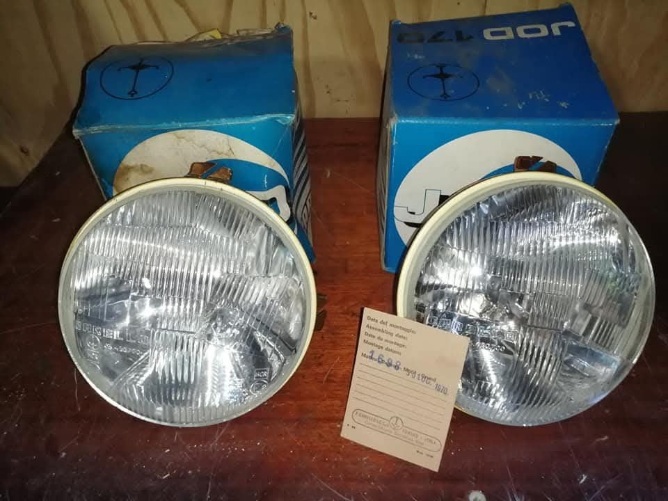 Ferrari 330 365 dino 246 headlights brand new
Carello 03.490, Ophalen, Nieuw, Ferrari