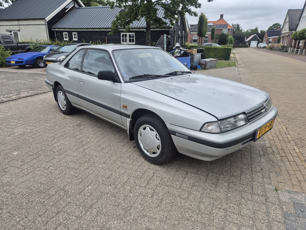 Mazda 626 schuurvondst 2.0-12V GLX (bj 1989, automaat), foto 3