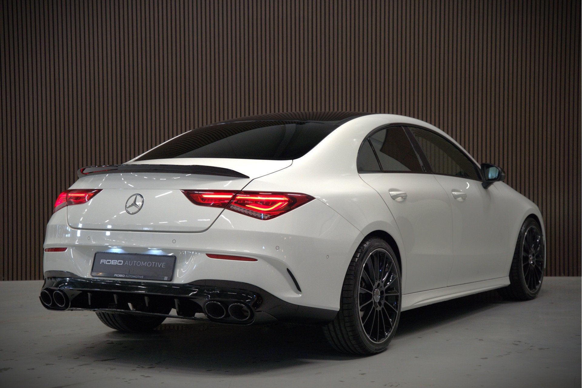 Mercedes-Benz CLA-Klasse 180 Advantage AMG | Stoelverwarming, Auto's, CLA, 136 pk, Gebruikt, 4 cilinders