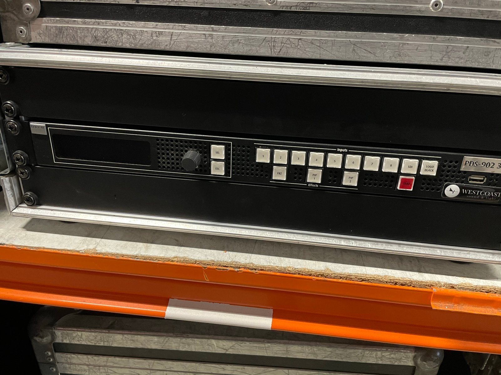 Barco PDS902 3G Video Scaler Switcher, Ophalen, Gebruikt, Info@barco.com, Barco