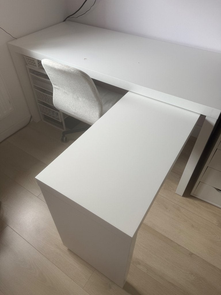 Bureau Ikea Malm, Huis en Inrichting, Bureaus, Ophalen, Gebruikt, Spaanplaat of MDF, Schoolbureau