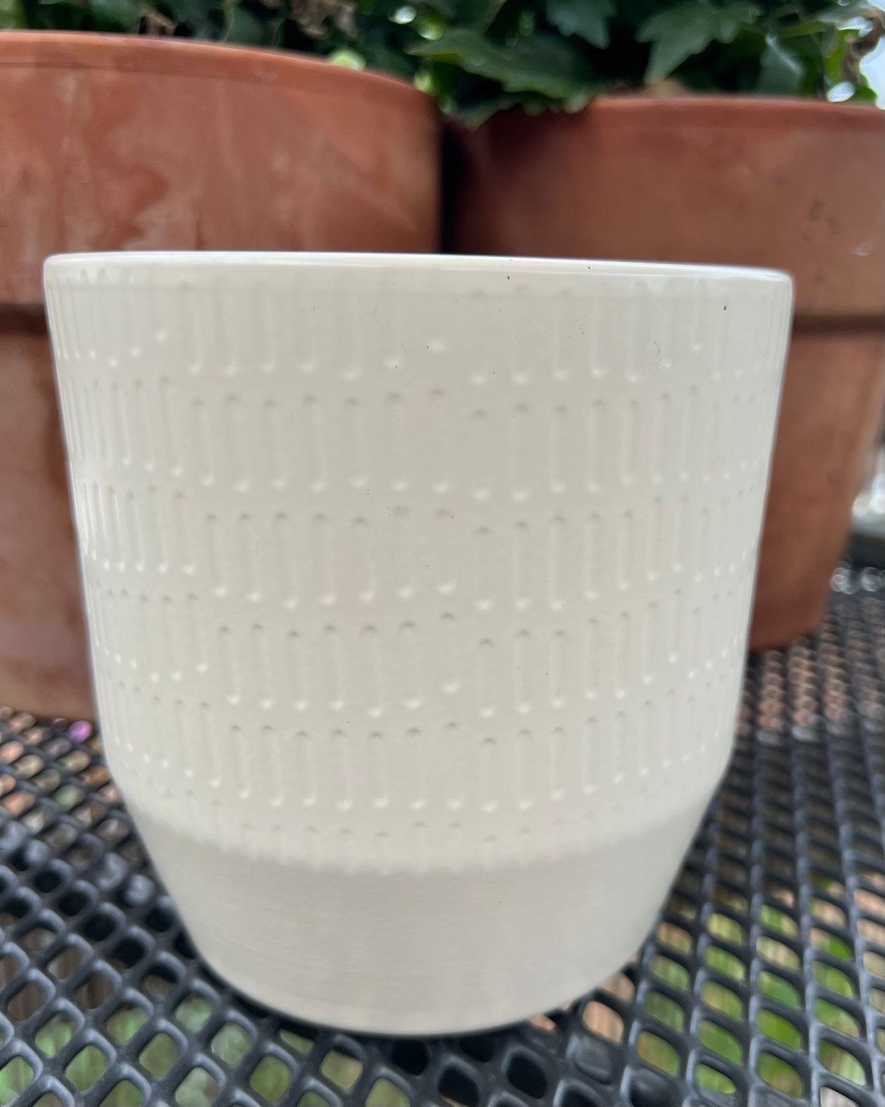 Creme-wit plantenpotje, Ophalen, Rond, Zo goed als nieuw, Aardewerk
