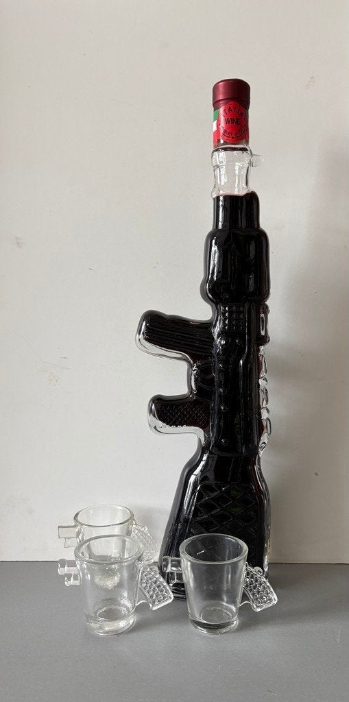 Geweer AK-47 fles Karaf  schietsport pistool Airsoft Jacht, Ophalen of Verzenden, Zo goed als nieuw