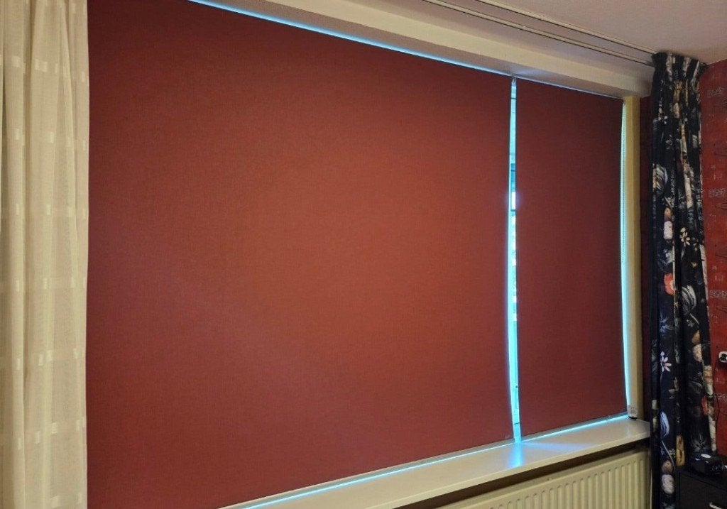 Luxaflex rolgordijnen - 2 stuks, rood/bruin, Ophalen, Duo rolgordijn, Zo goed als nieuw, 243 cm