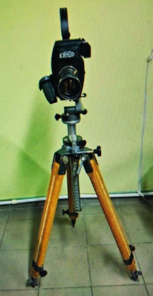 Berlebach Ultra large/heavyduty vintage Wood camera tripod, Ophalen, Driepoot