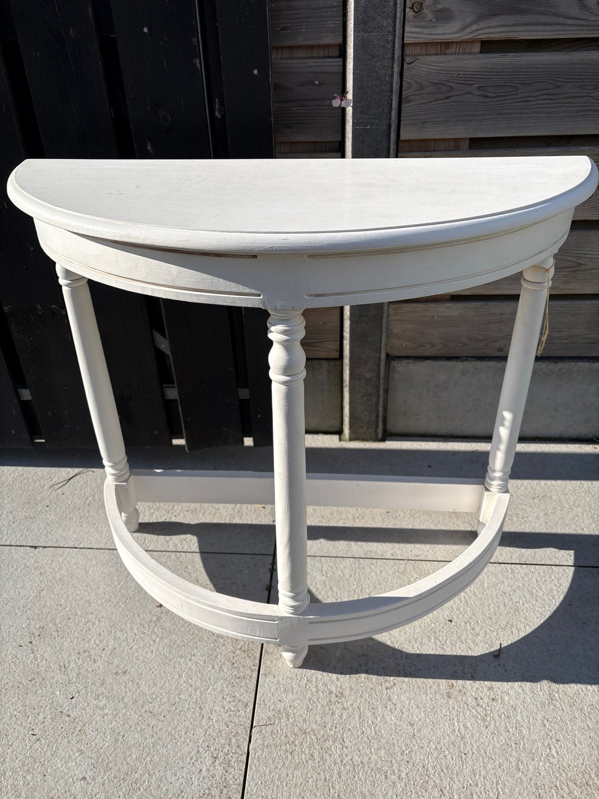 Witte halfronde sidetable / wandtafel, Huis en Inrichting, Ophalen, Gebruikt, 50 tot 100 cm, Overige vormen