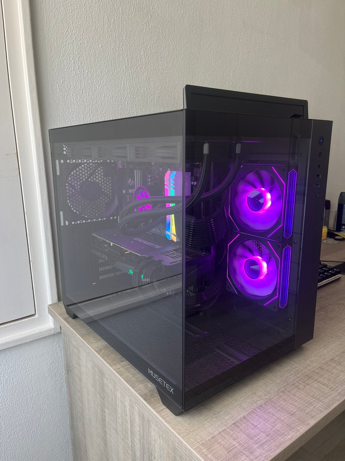 Game gaming pc | RTX 3070 | ssd | fivem cod Fortnite gta, Ophalen of Verzenden, Zo goed als nieuw, Gaming, SSD