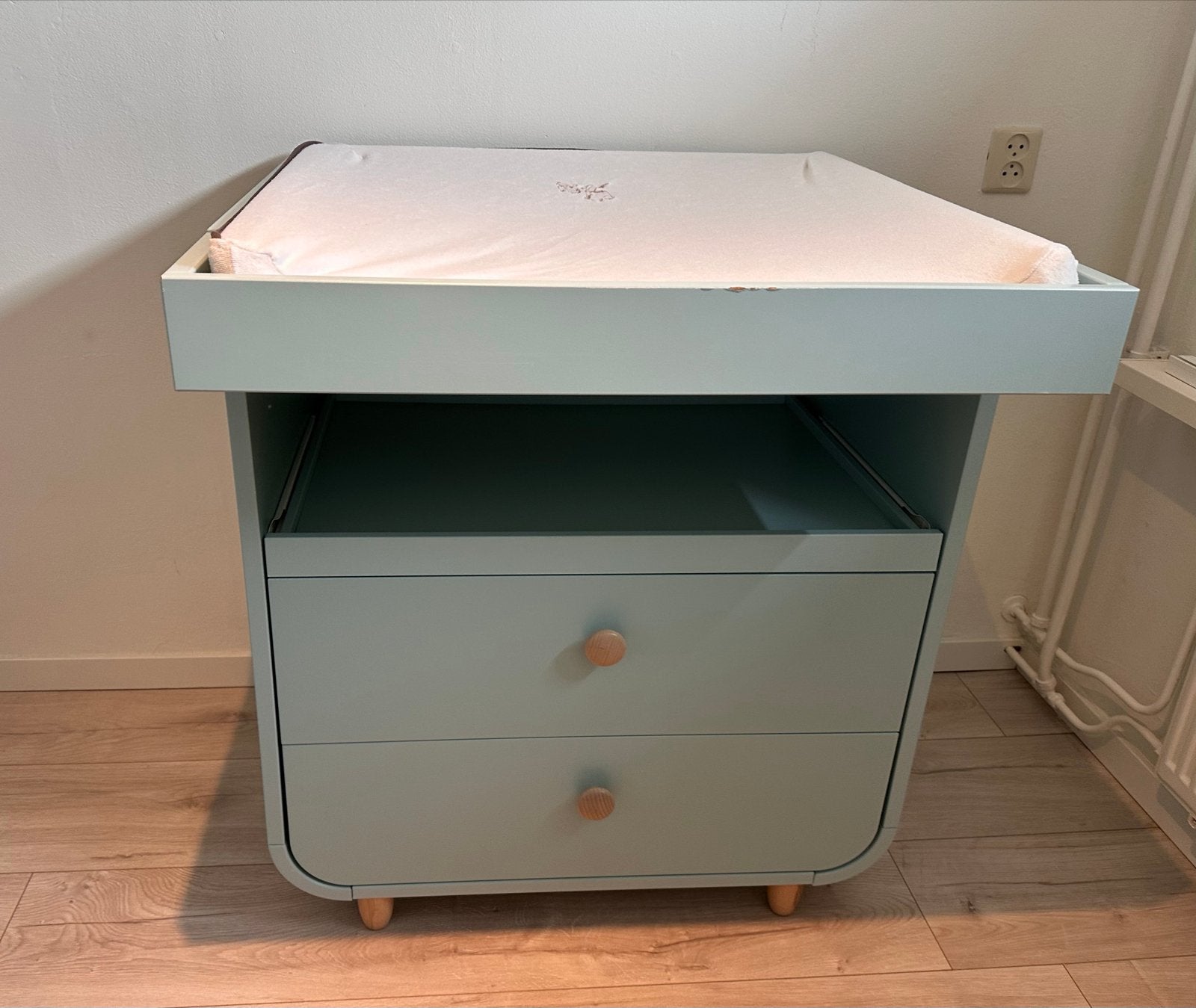 IKEA MYLLRA Commode met lades, lichtturkoois + aankleedkusse, Gebruikt, 50 tot 70 cm, Ophalen of Verzenden, 75 tot 100 cm