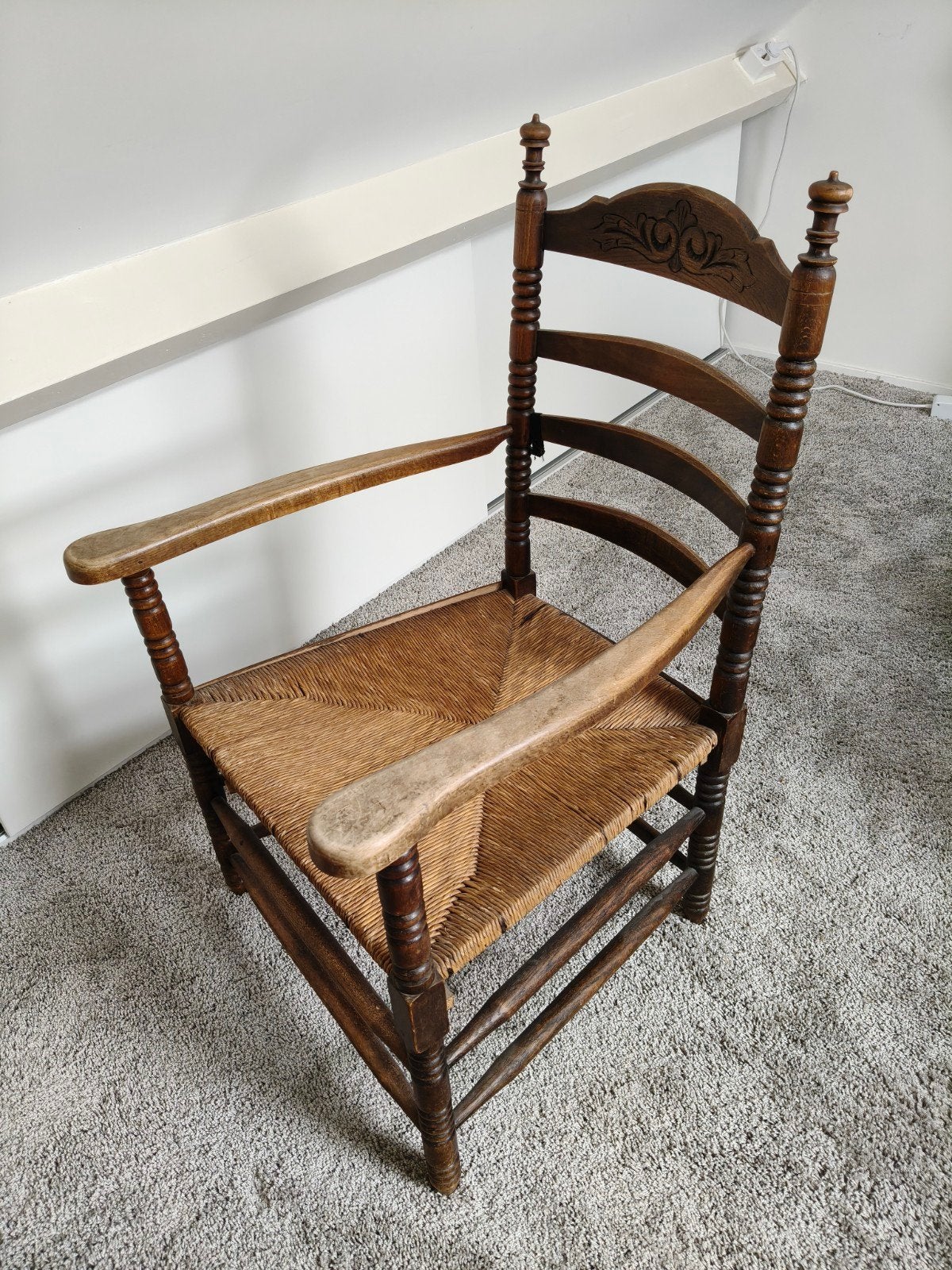 houten stoel met rieten zitting, Antiek en Kunst, Ophalen