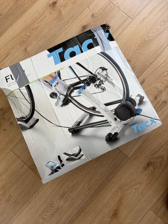 Tacx Flow T2200 fietstrainer - Zo goed als nieuw, Ophalen, Zo goed als nieuw, Overige typen