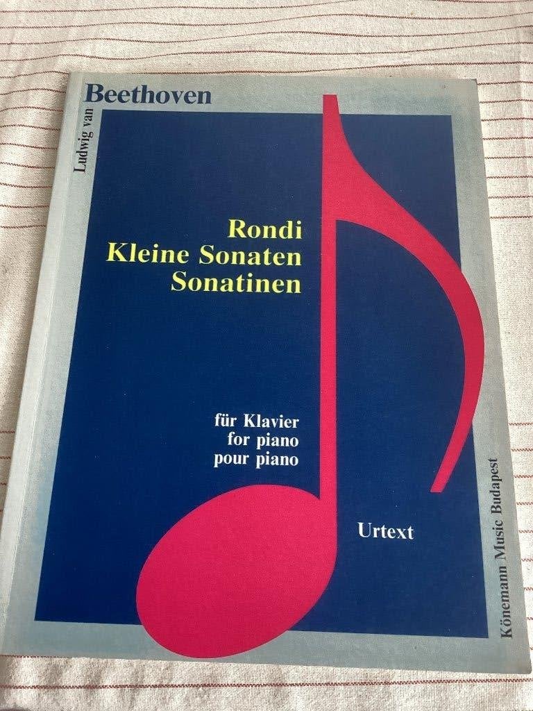Bladmuziek Beethoven Rondi Kleine Sonaten Sonatinen, Gebruikt, Klassiek, Ophalen of Verzenden, Artiest of Componist