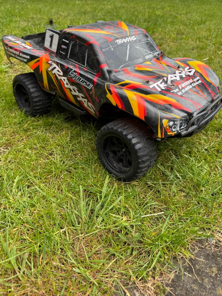 Traxxas Slash 4x4 4s, Elektro, Gebruikt, Auto offroad, Ophalen of Verzenden