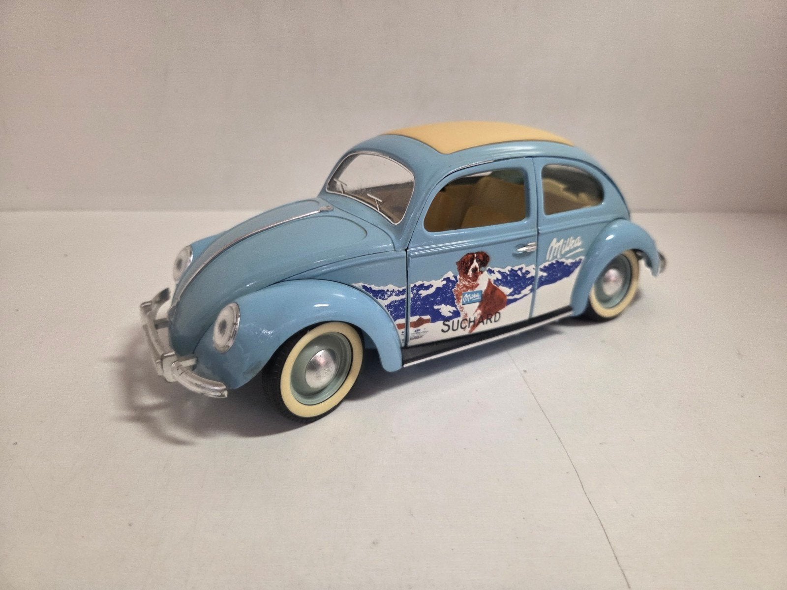 Solido Volkswagen Kever "Milka" 1:18, Hobby en Vrije tijd, Modelauto's | 1:18, Ophalen of Verzenden, Zo goed als nieuw, ., .