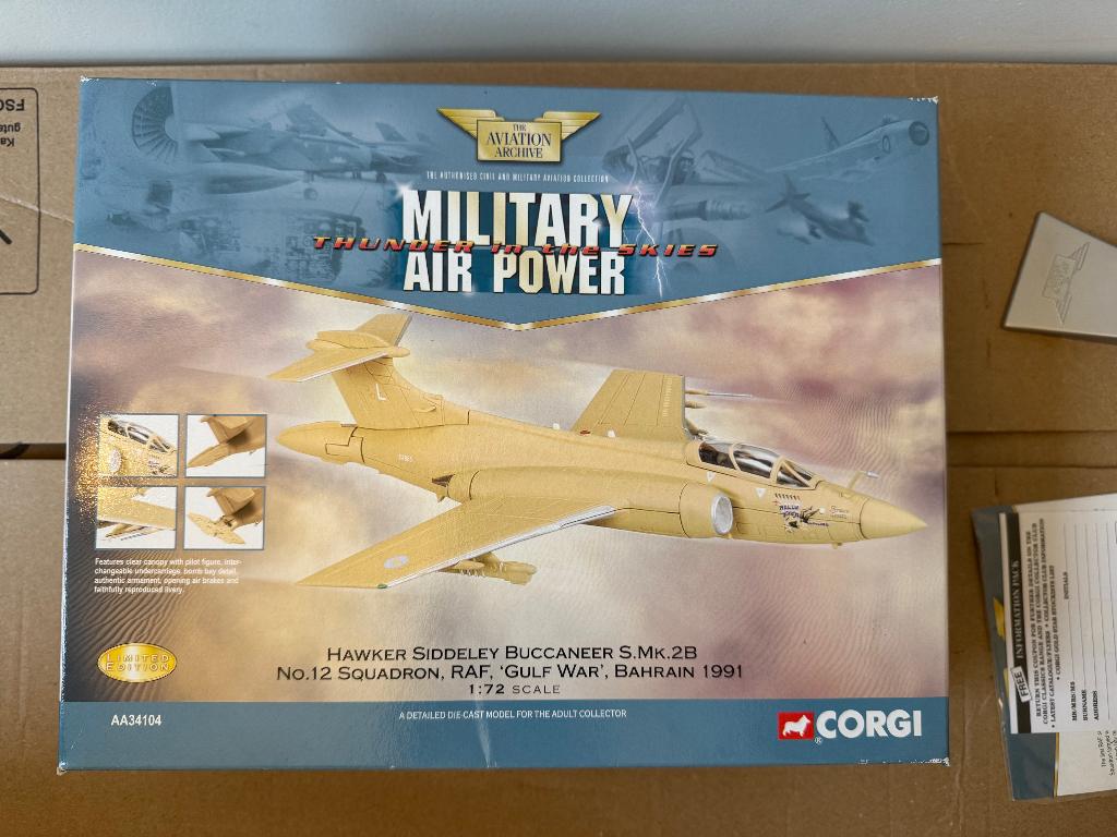 Corgi 1:72 Buccaneer S.2B Diecast RAF Gulf War AA34104, Ophalen of Verzenden, Zo goed als nieuw, Schaalmodel