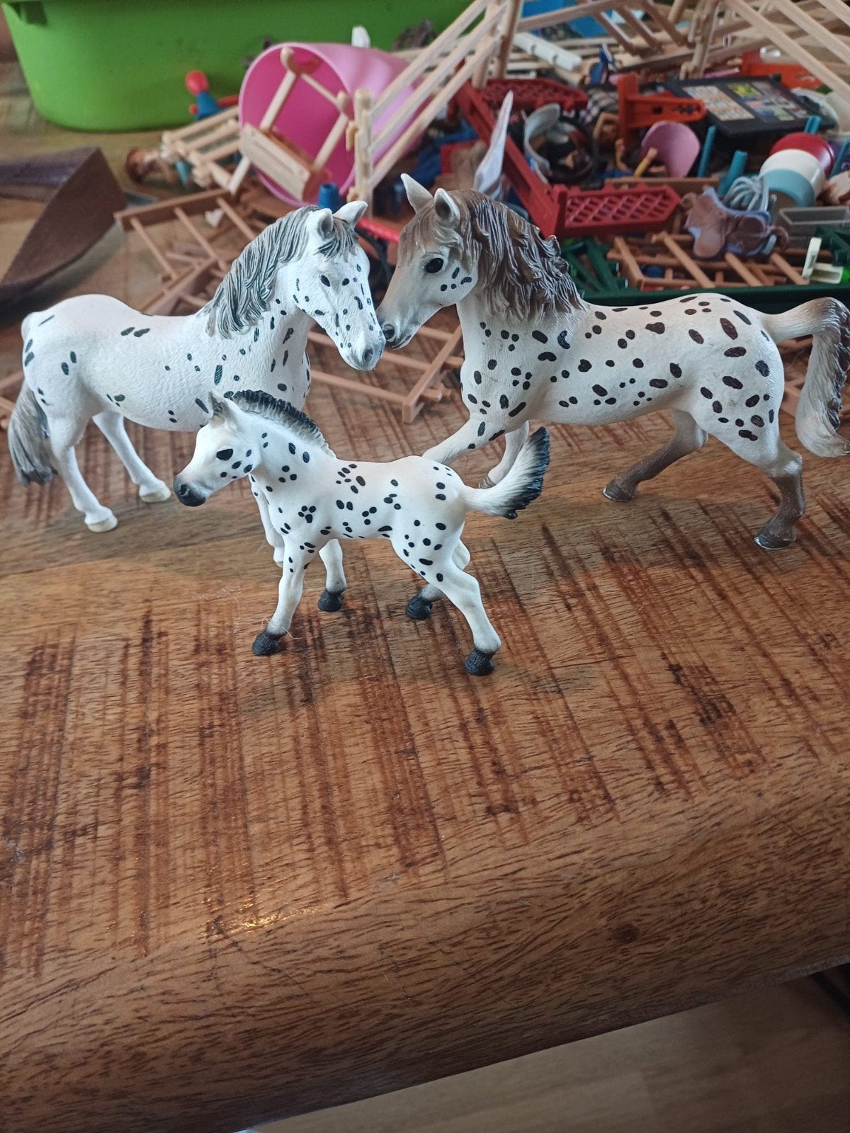 Schleich knabstrupper familie, Verzamelen, Dierenverzamelingen, Ophalen of Verzenden, Zo goed als nieuw, Paard, Beeldje of Figuurtje