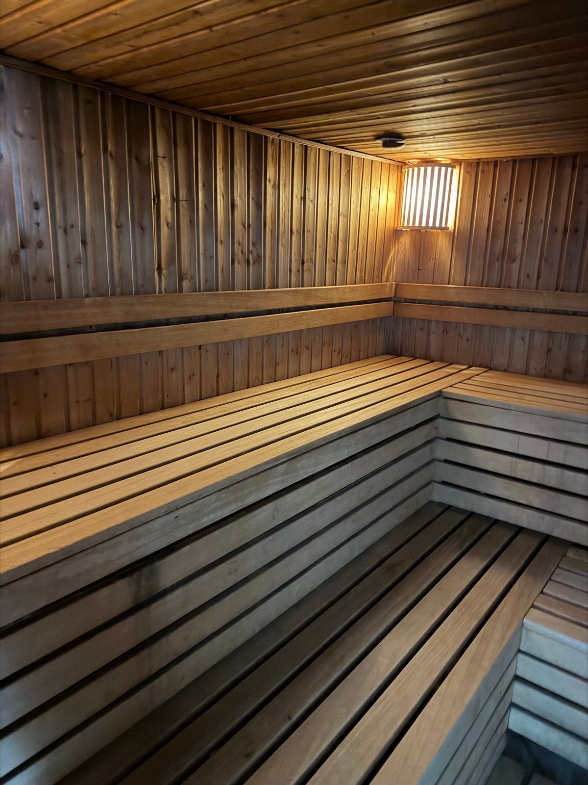 Foto 5 van Complete Finse Sauna met Harvia Kachel en Bedieningspaneel