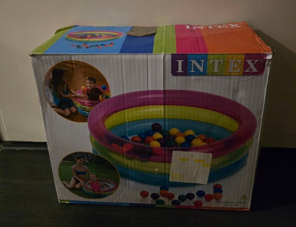 Kleine ballenbak voor peuters, Ophalen of Verzenden, Zo goed als nieuw