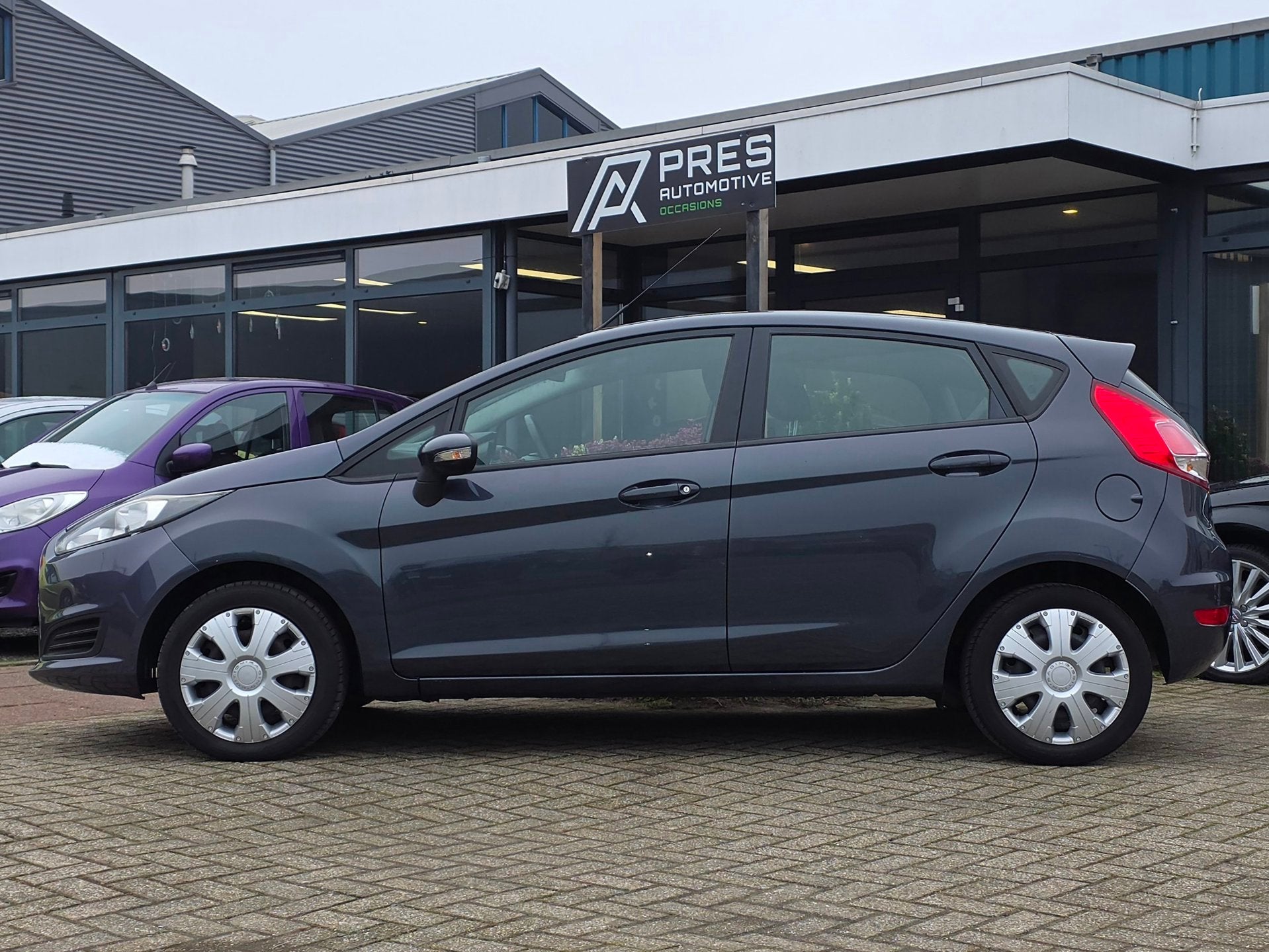 Ford Fiesta 1.0 Style |AIRCO|CRUISE|NAVI|ELEKTR RAMEN|CDV, Euro 5, Stof, 525 kg, 23 km/l