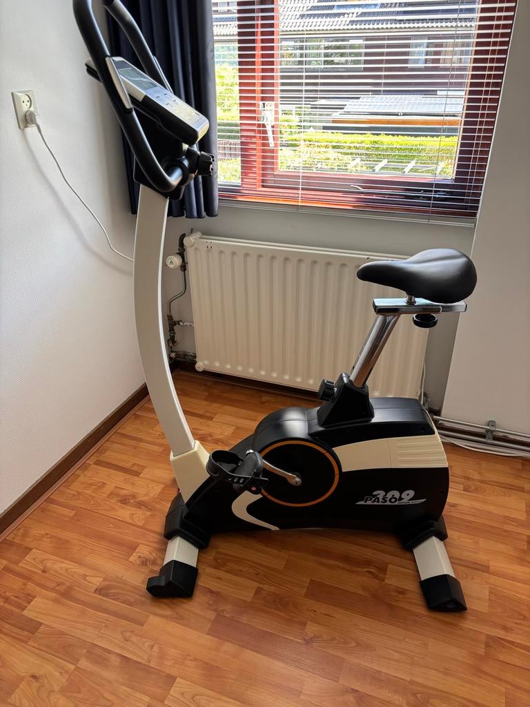 Kettler Paso 309 Hometrainer - Zo goed als nieuw, Ophalen, Zo goed als nieuw, Metaal, Benen