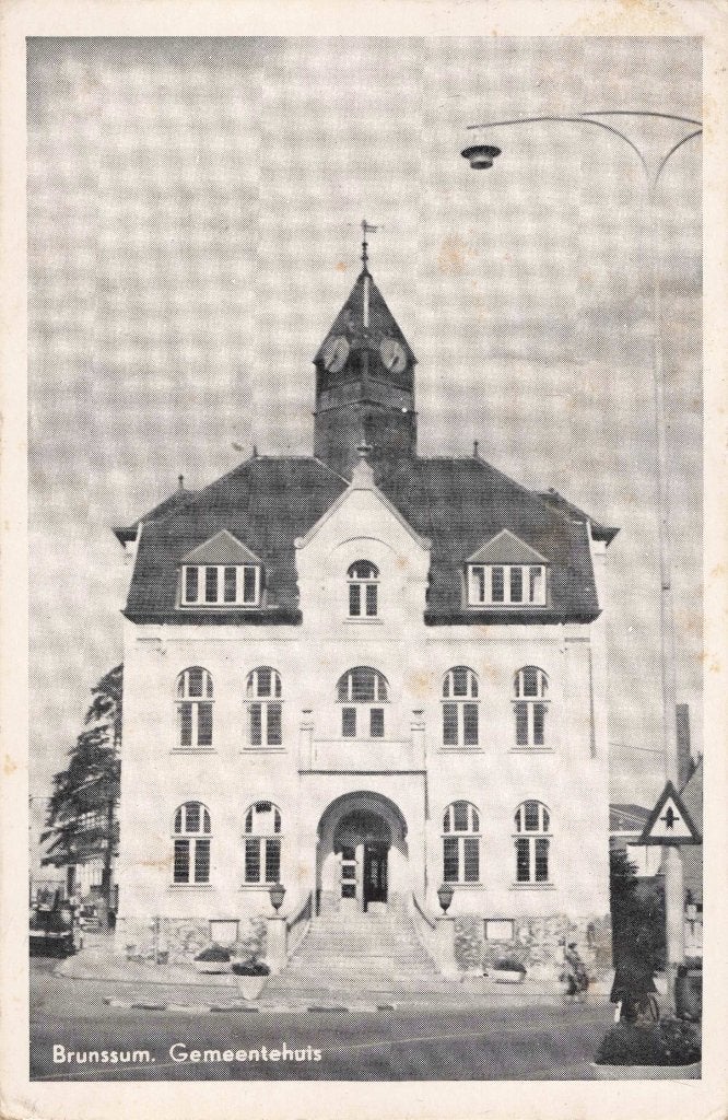 Brunssum Gemeentehuis M8359, Ophalen, 1960 tot 1980, Gelopen, Limburg