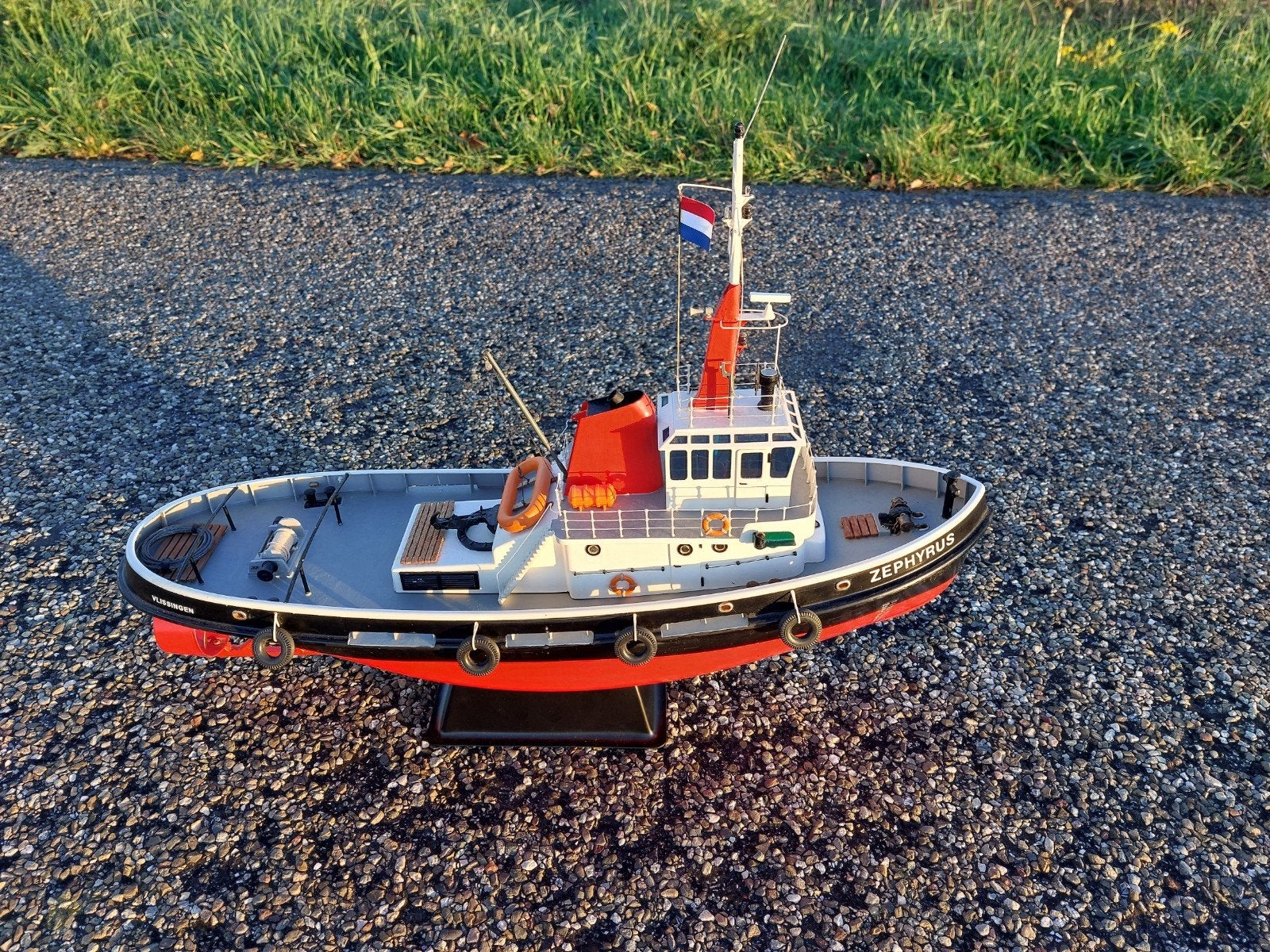 Prachtig als nieuw werkend Torben sleepboot, rc varend, Ophalen