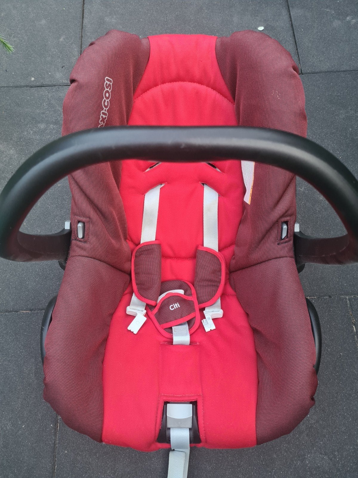 Maxi Cosi citi met verkleiner, Ophalen of Verzenden, 0 t/m 13 kg, Maxi-Cosi, Autogordel
