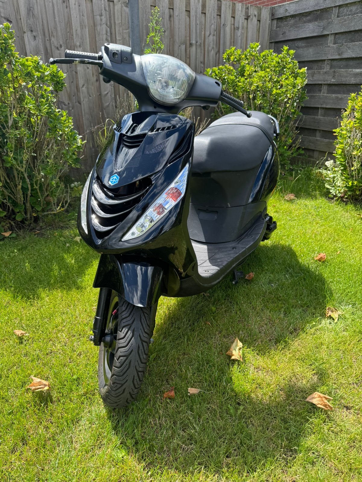 Zip 2t 50cc bouwjaar 2000 brom, Ophalen, Tweetakt, Maximaal 45 km/u, Zip