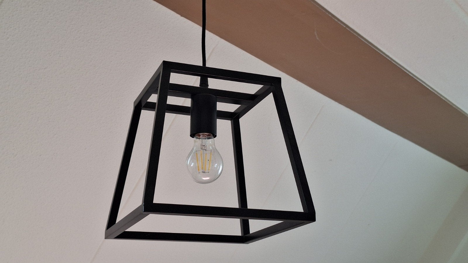 Zwarte strakke hanglamp - perfecte staat, Modern, Industrieel, Zo goed als nieuw, Metaal, E27 (groot)