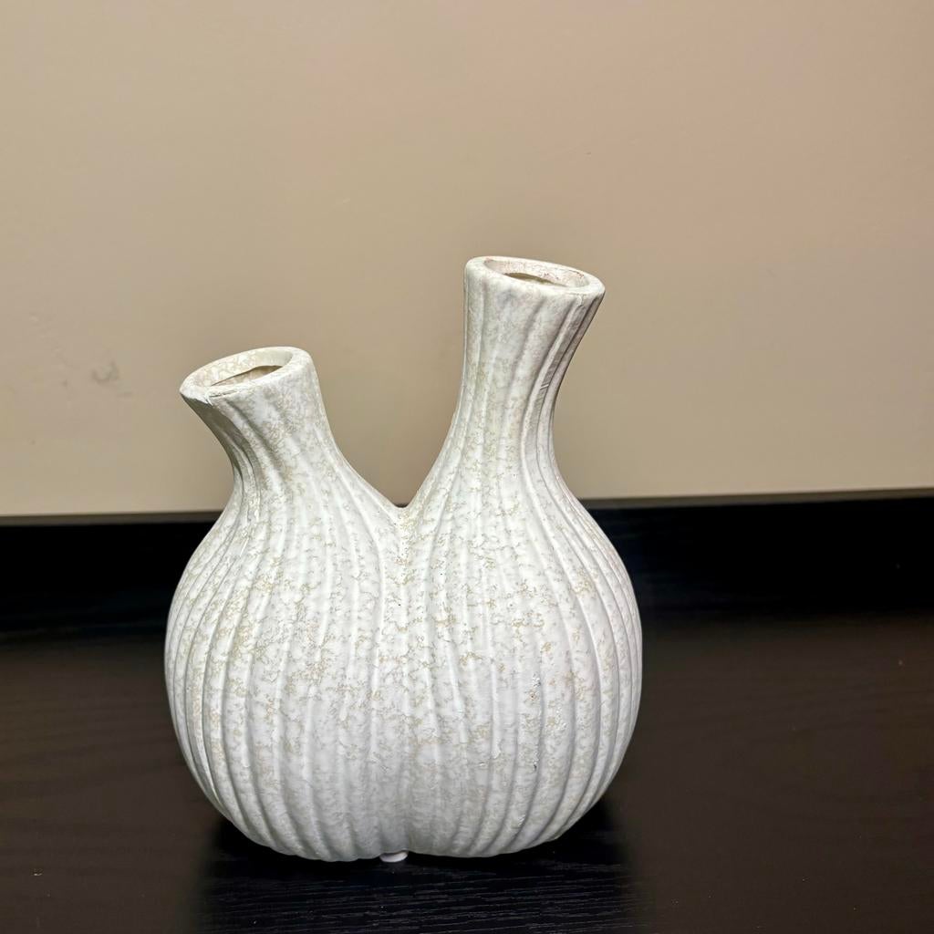Toeter vaas | Tulpen vaas | wit | 22cm. Hoog €19,95, Ophalen of Verzenden, Nieuw