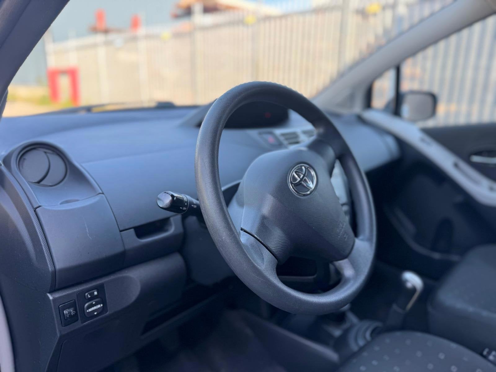 Toyota Yaris 2eigenaar/apk 28-08-2027, Voorwielaandrijving, 750 kg, Bedrijf, Handgeschakeld