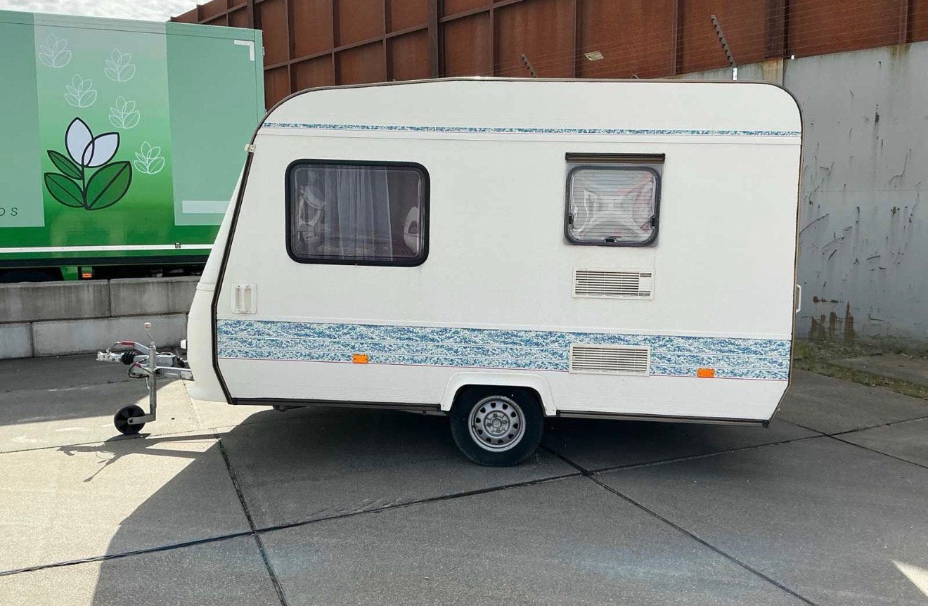 Adria 1995, Caravans en Kamperen, Standaardzit, Omvormbare zithoek, Bedrijf, 4 tot 5 meter