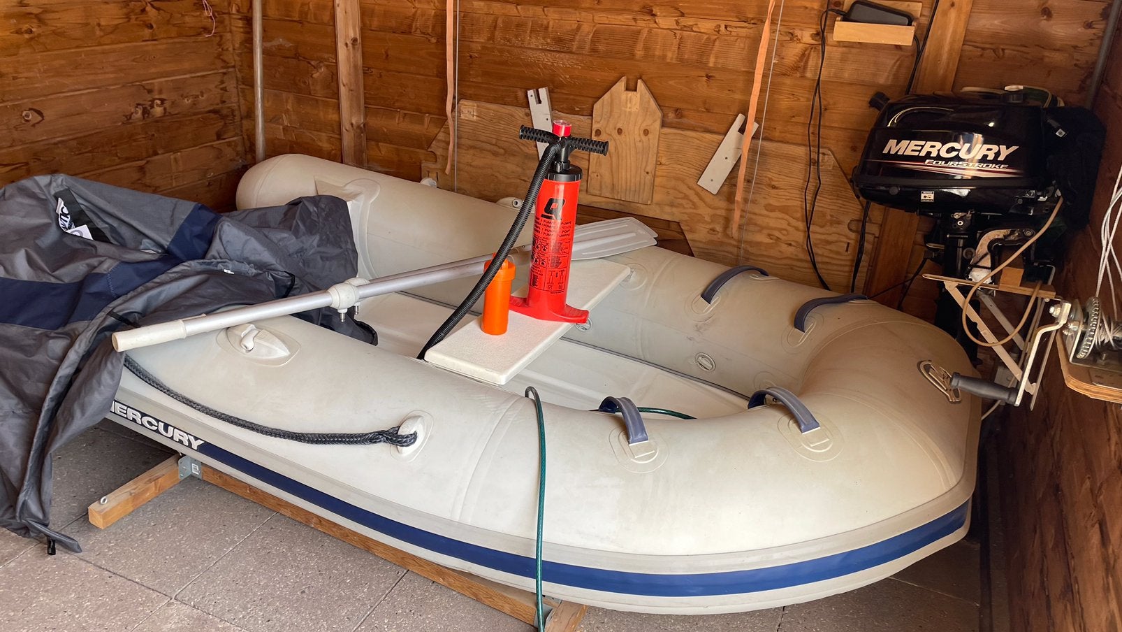 Rib boot 250x125, Ophalen, Zo goed als nieuw, Pomp