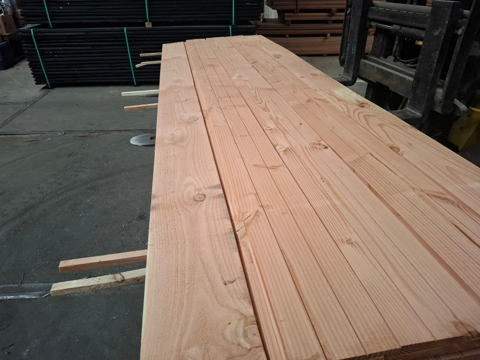 partij 25 st douglas zweeds rabat planken 3 m bezorgen mogel, Tuin en Terras, Palen, Balken en Planken, Ophalen, Nieuw, 250 cm of meer