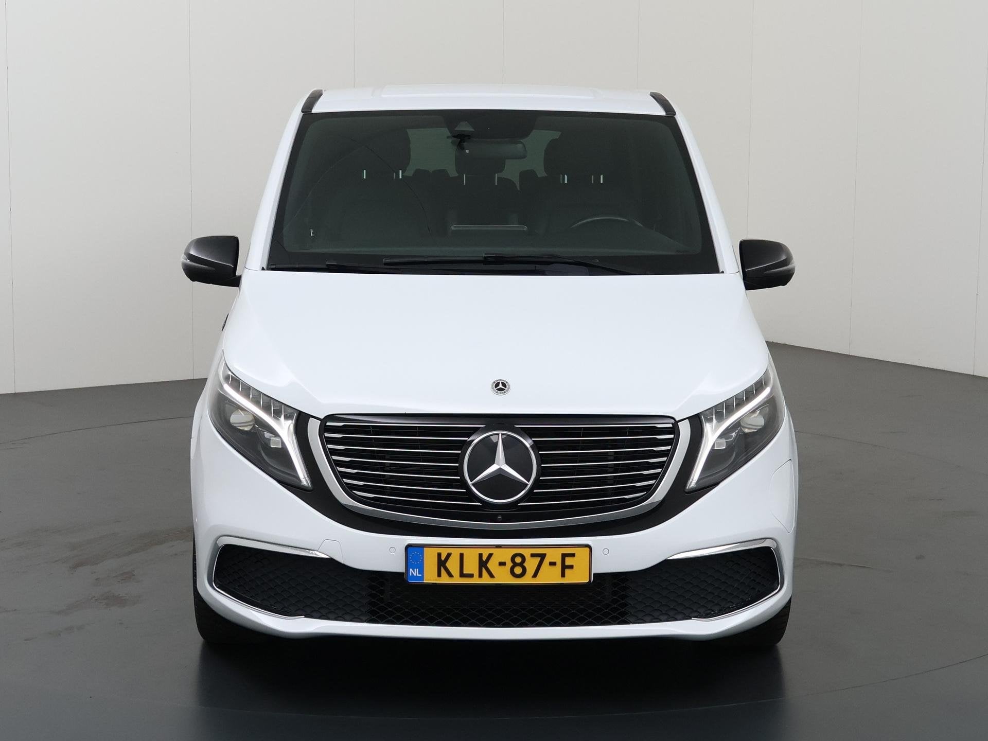 Mercedes-Benz EQV 300 L2 90kWh | 8-Zits | Stoelverwarming/ko, Auto's, Stof, Gebruikt, 2535 kg, 204 pk