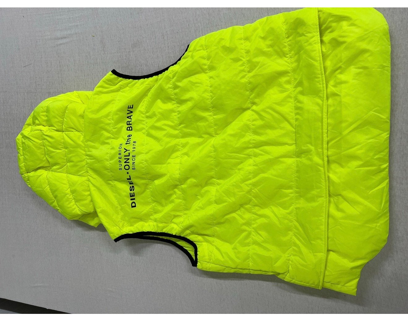 DIESEL gewatteerd vest bodywarmer L capuchon Sun Gilet 180£, Maat 52/54 (L), Nieuw, Ophalen of Verzenden, H