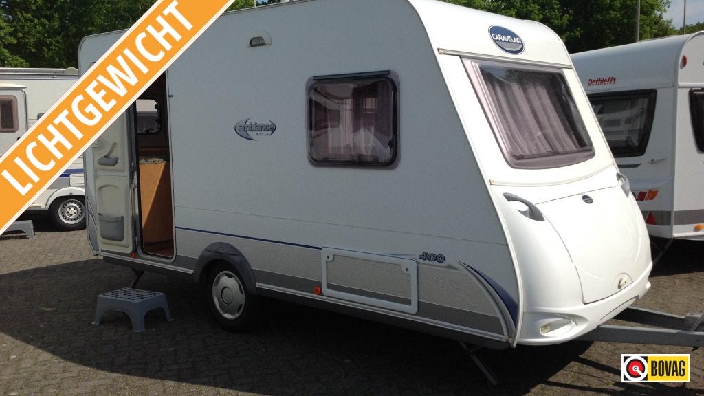 Caravelair Ambiance Style 400, 4 tot 5 meter, Caravelair, Dwarsbed, 750 - 1000 kg