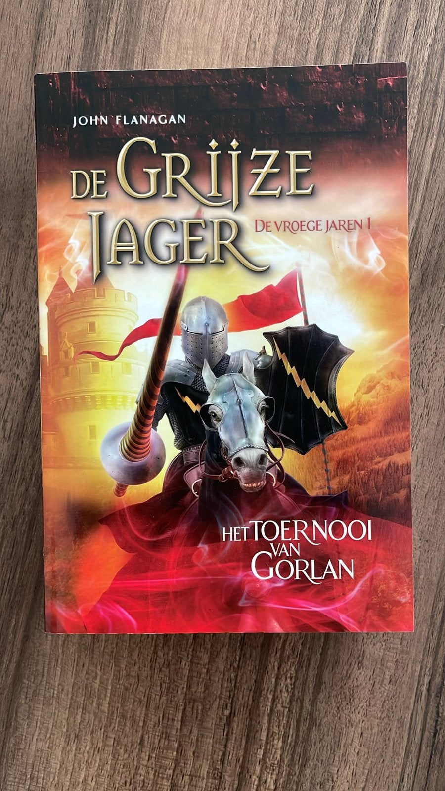 De grijze jager het toernooi van gorlan, Ophalen, Zo goed als nieuw