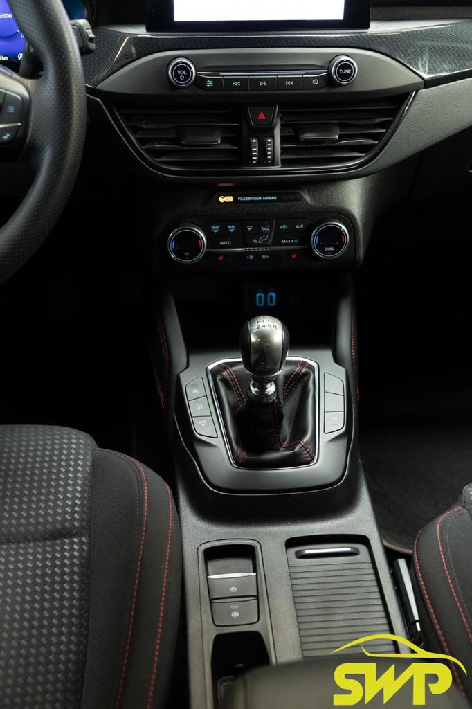 Ford Focus 1.0 EcoBoost Hybrid ST Line | Winterpack | Navi |, Auto's, 1349 kg, Gebruikt, Euro 6, Bedrijf