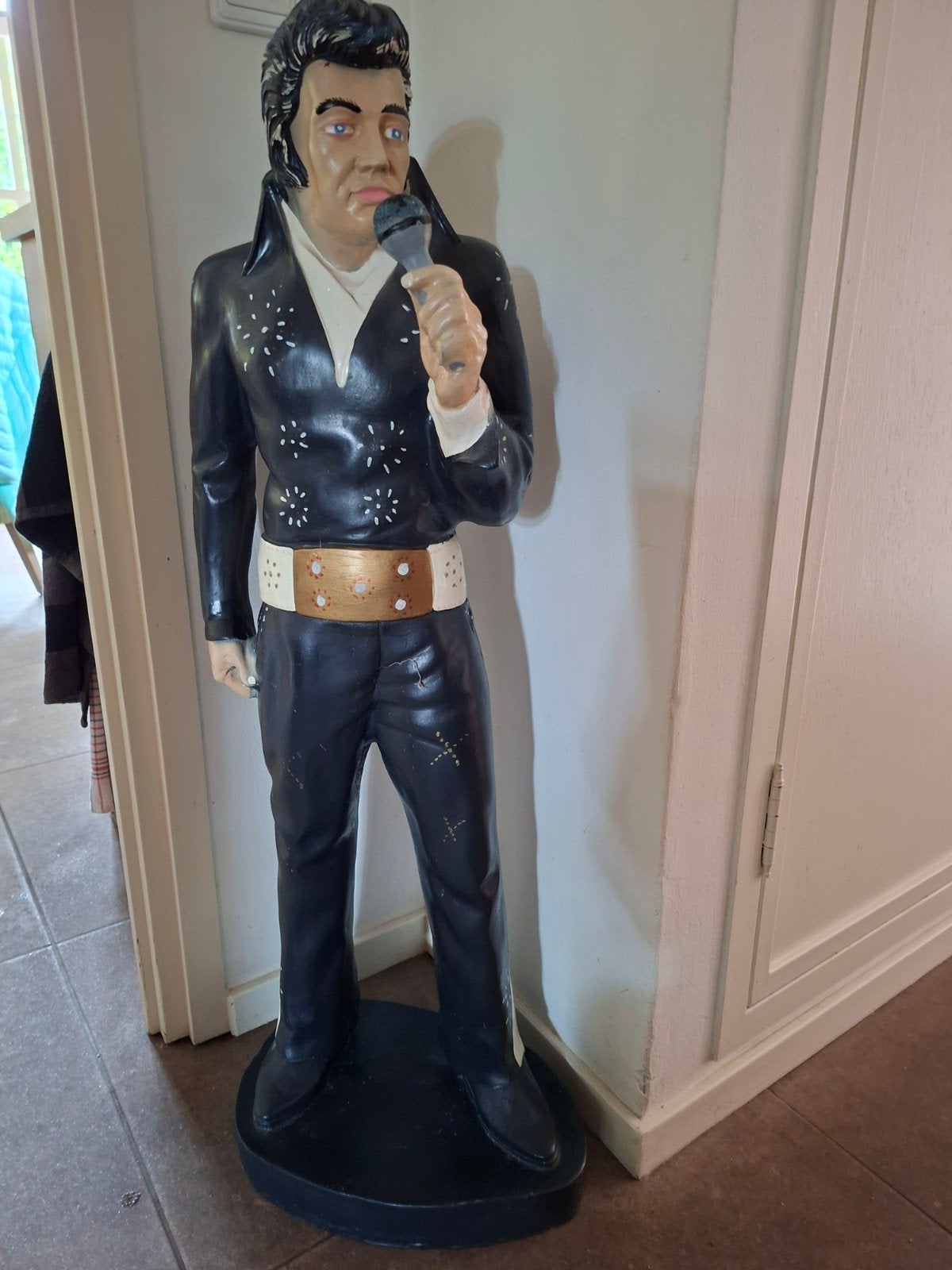 Elvis Presley  beeld, Ophalen