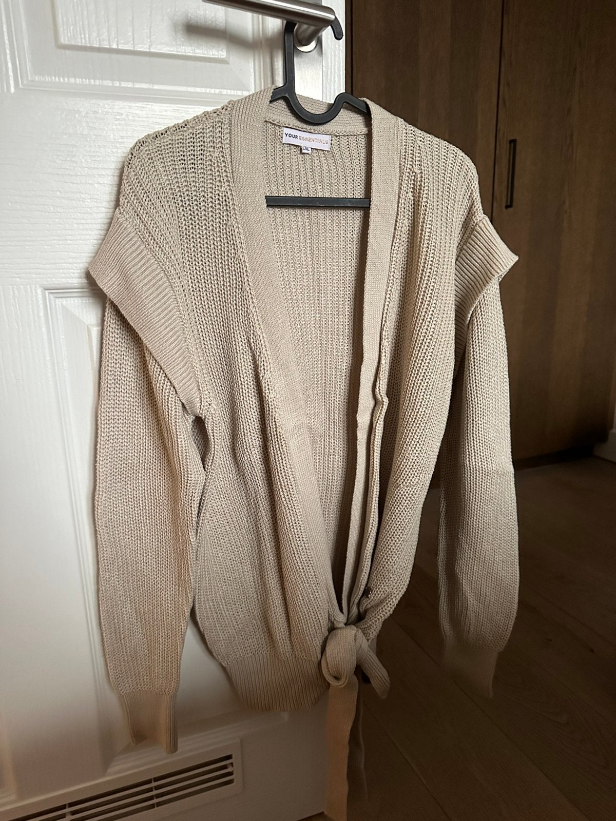 Vest vestje zara wollen gebreid M omslag strik, Kleding | Dames, Truien en Vesten, Ophalen of Verzenden, Nieuw, Maat 36 (S), Zwart