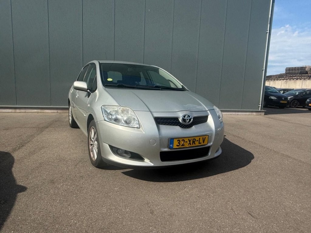 Toyota Auris 1.6-16V Luna CLIMA AIRCO / KEYLESS / TREKHAAK !, Auto's, 450 kg, 4 cilinders, Bedrijf, Handgeschakeld