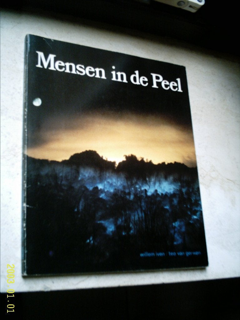 Mensen in de Peel., Ophalen of Verzenden, Zo goed als nieuw
