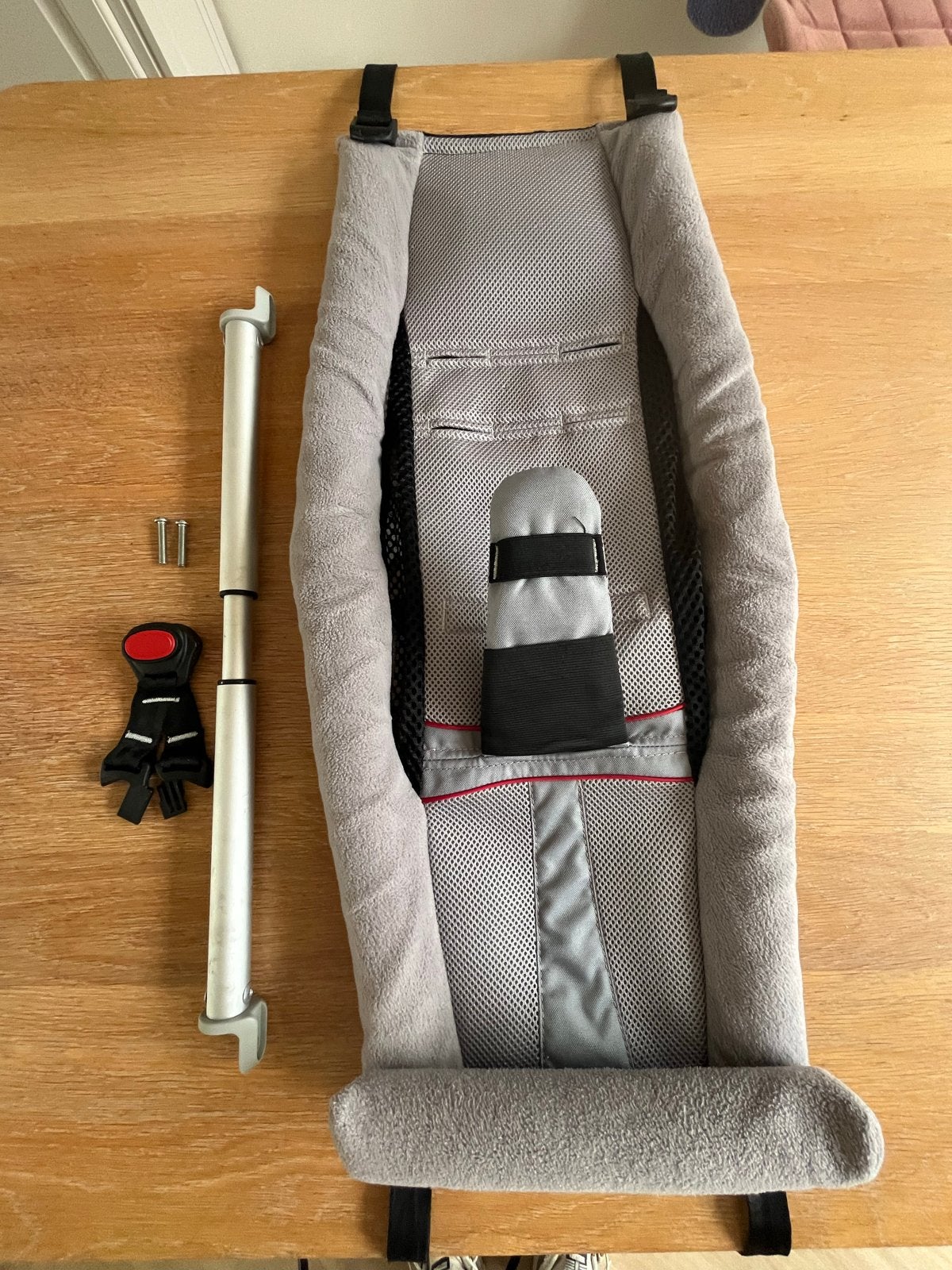 Thule Infant Sling Baby Hangmatje voor Fietskar, Ophalen, Zo goed als nieuw, Kinderkar, Minder dan 20 kg