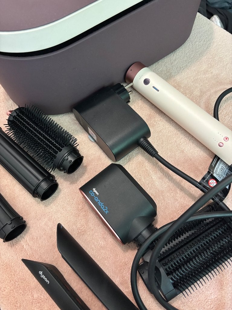 Dyson airwrap coanda, Ophalen of Verzenden, Zo goed als nieuw, Föhn of Haardroger